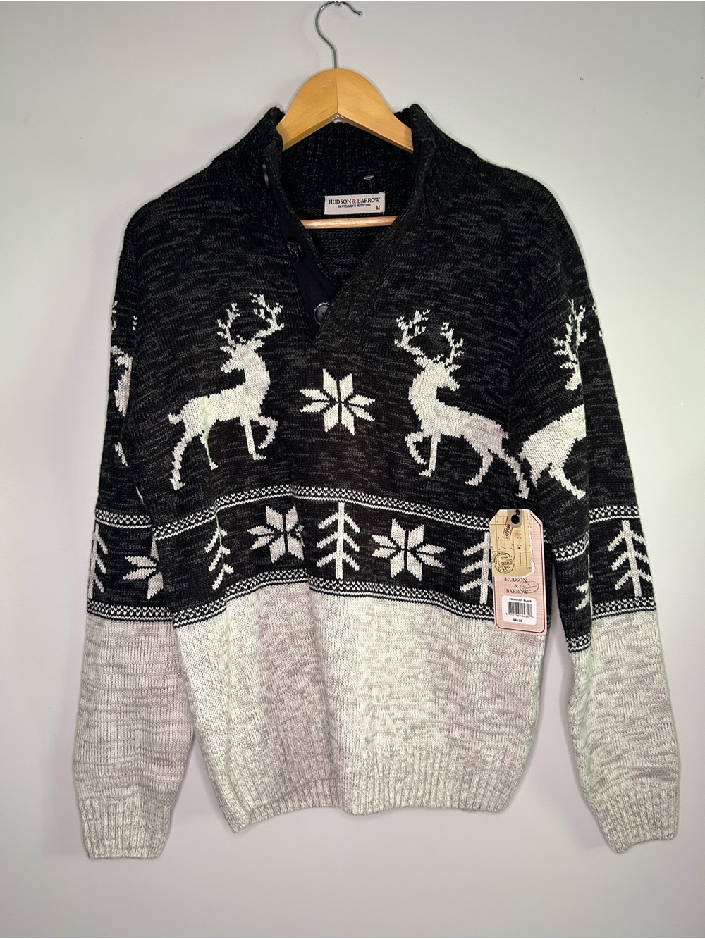 NWT Hudson & Harbor Black & White V-Neck Button Reindeer Knit Sweater